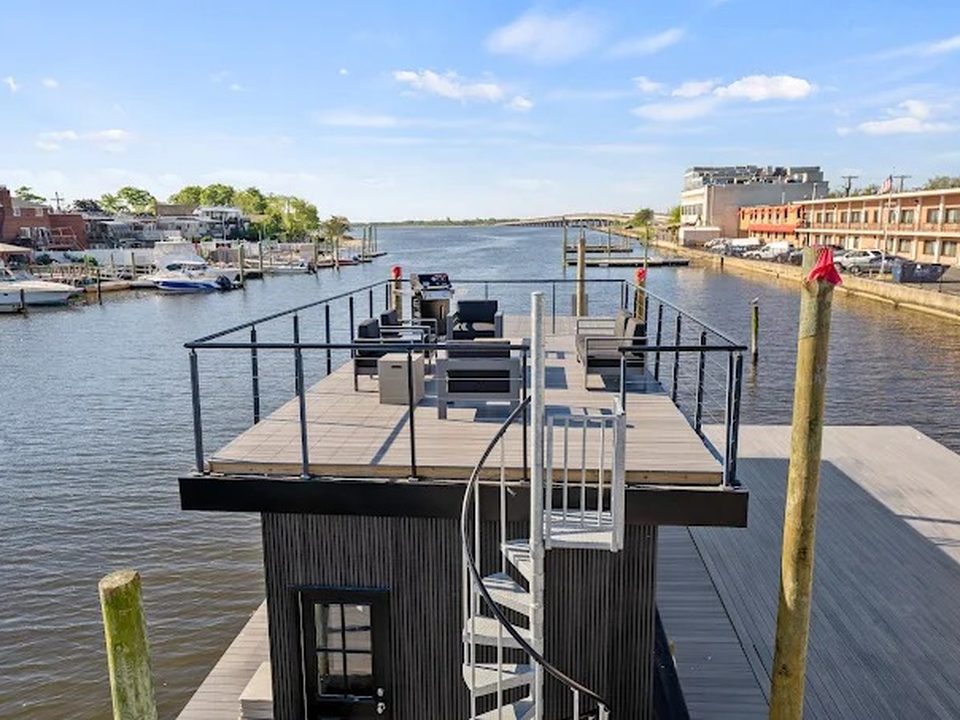 Swan Marina NYC – Social Media case study by Sitting Pretty Creative